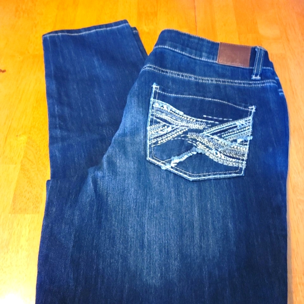 Never worn maurices sz 14 straight leg jeans